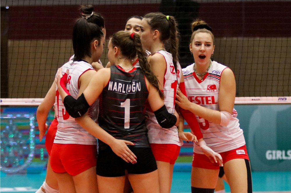 Milliler, son 16 turunda