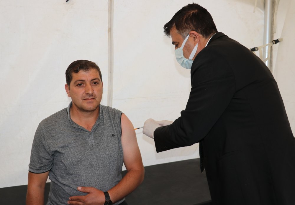 Van’da ikinci ve üçüncü doz aşı seferberliği