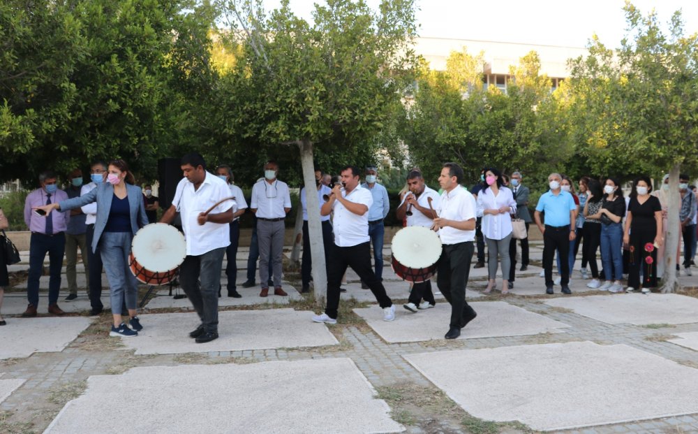 1.5 Adana Roket takımı davul zurnayla karşılandı