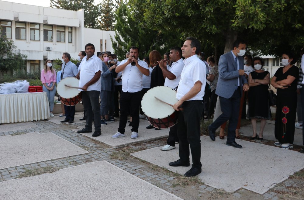 1.5 Adana Roket takımı davul zurnayla karşılandı