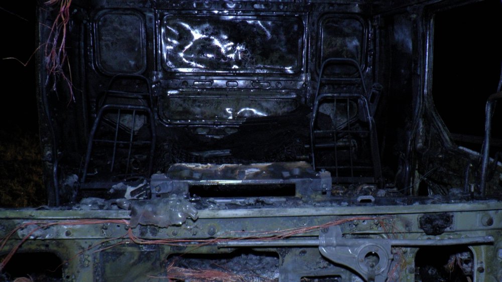 Kuzey Marmara Otoyolu’nda metal yüklü tır alev alev yandı