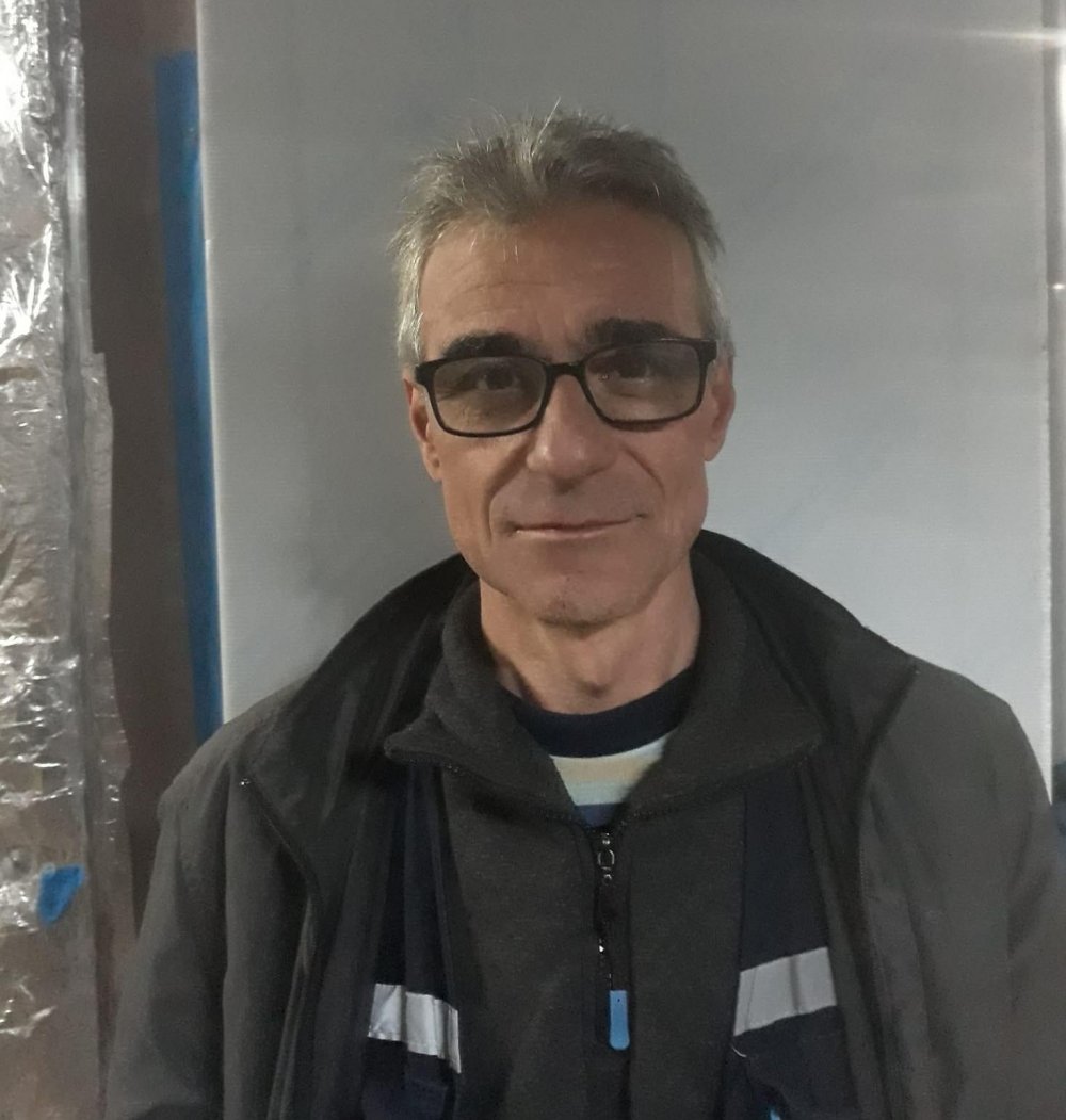 Uyuşturucu parası isteyen oğlunu tabanca ile vurdu