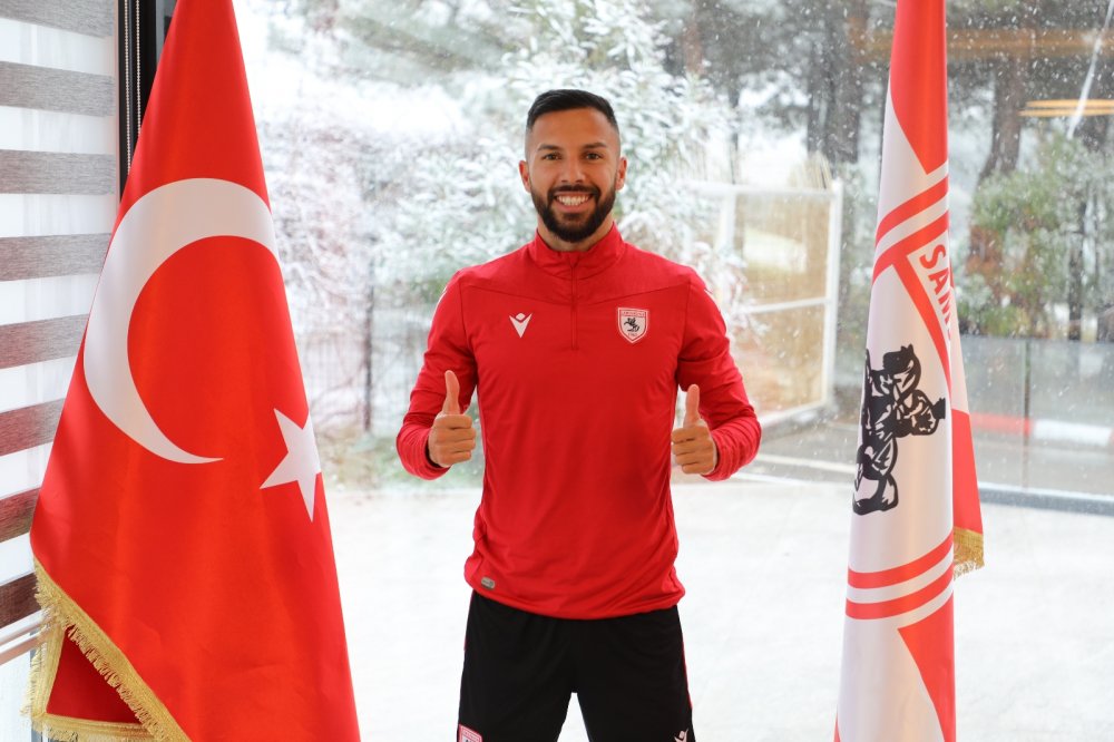 Yasin Öztekin: “Gol ve asist yapmaya açım”