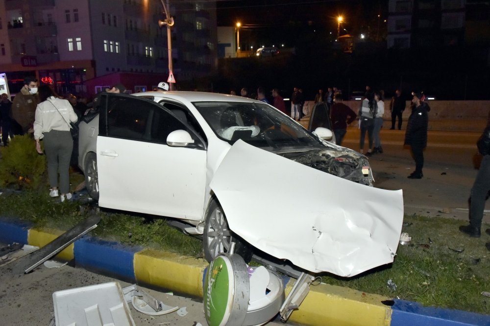 Gümüşhane’de trafik kazası: 4 yaralı
