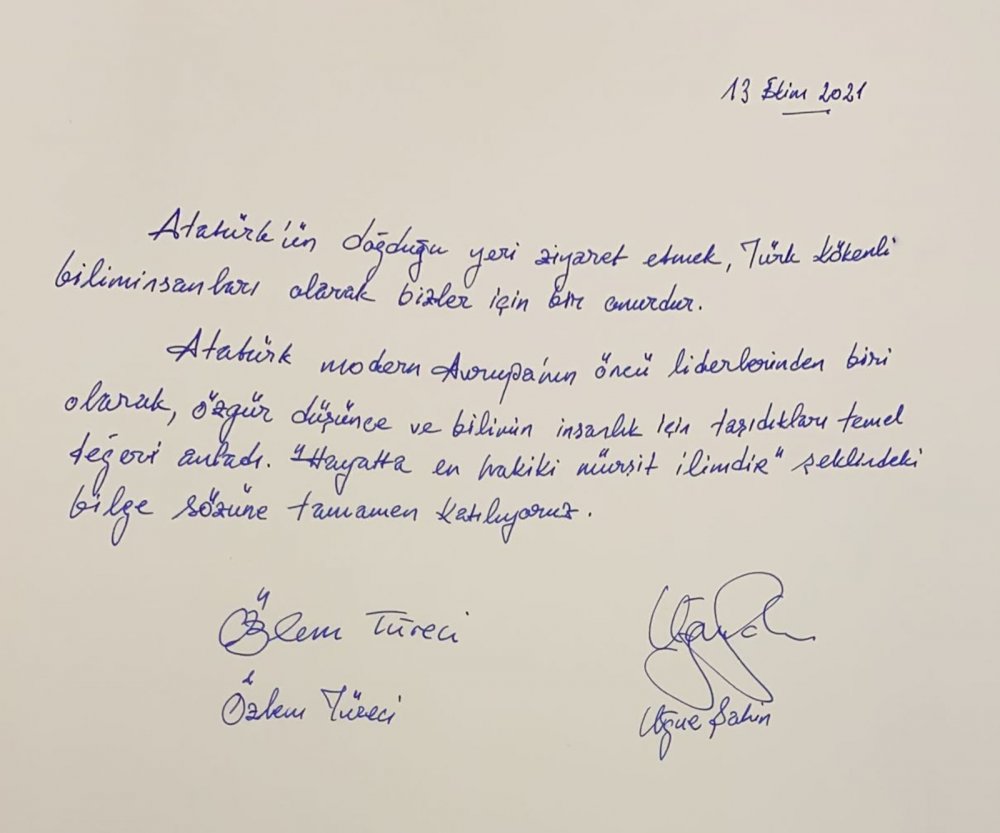 BioNTech’in kurucu ortakları Özlem Türeci ve Uğur Şahin Selanik’te Atatürk Evi’ni ziyaret etti