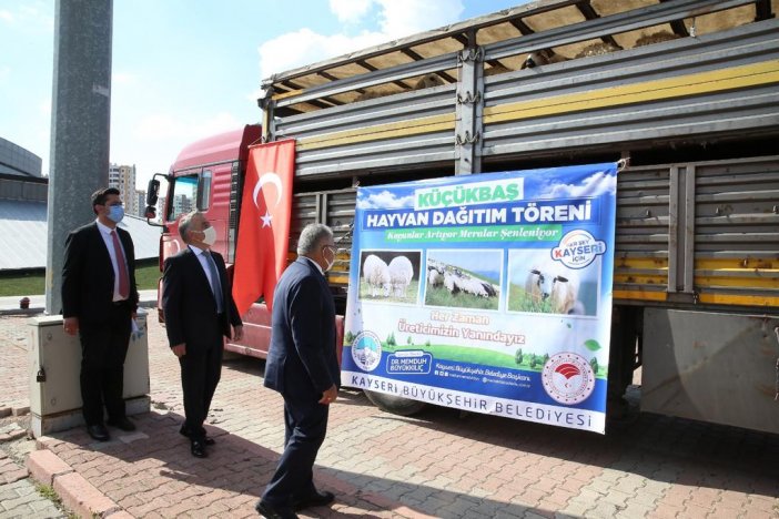 kayseri-buyuksehir-baskani-buyukkilictan-3-bin-kucukbas-mujdesi3.jpeg