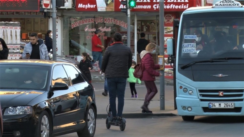 İstanbullu sürücülerin scooter isyanı: "Hayalet gibi her yerden çıkıyorlar"
