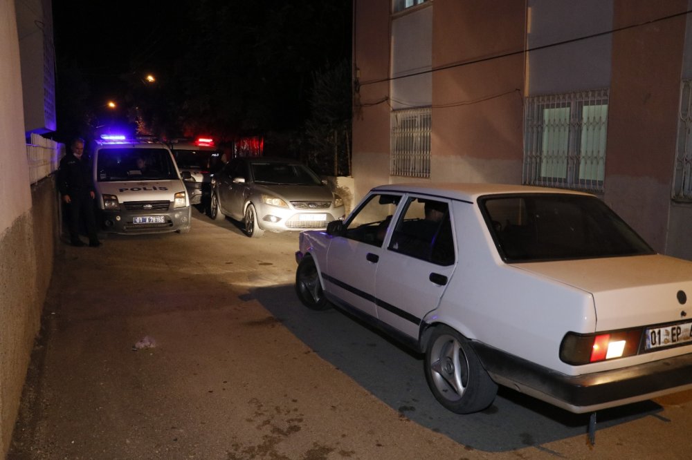 Adana'da Mahallede çıkan kavga hastanede de devam etti: 2 yaralı