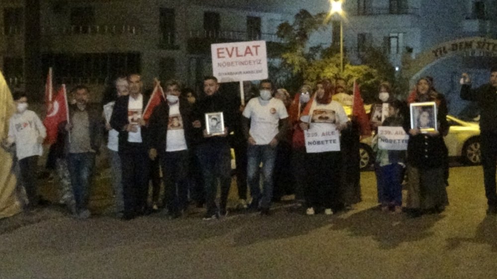 HDP’den kardeşini isteyen ağabey, evlat nöbeti eyleme katıldı