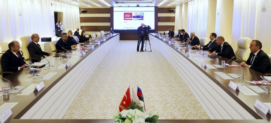 Azerbaycan Eğitim Bakanı Amrullayev’den YÖK Başkanı Özvar’a ziyaret