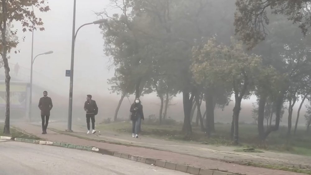 Bursa’da sabah saatlerinde yoğun sis etkili oldu