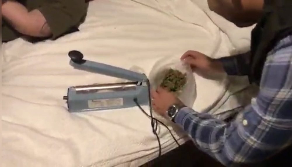 İstanbul’da nefes kesen operasyon: Polis torbacının odasını “lobi” diyerek bastı