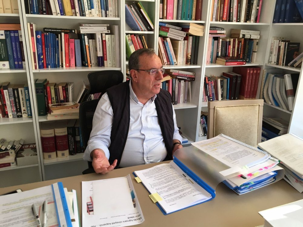 Meclis lojman cinayetinde maktulün ailesi oğulları adına okul yapılmasını istiyor