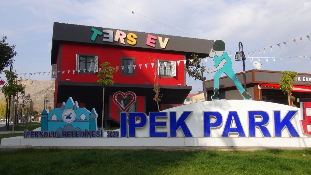 Van’da ters eve büyük ilgi