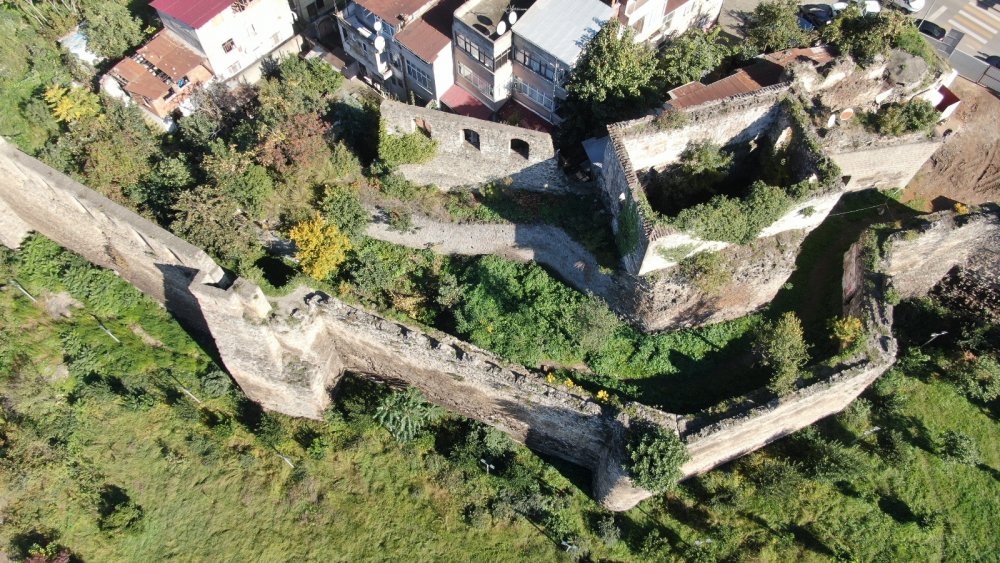 Trabzon’da heyecanlandıran arkeolojik kazı