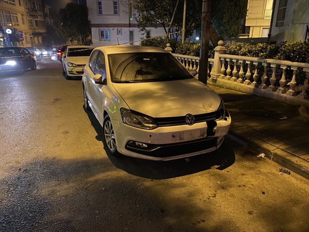 Üsküdar’da hızla ters yöne giren otomobil sürücüsü dehşet saçtı: 1 yaralı