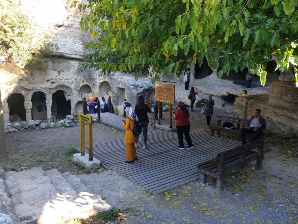 Bin esire yaptırılan ’Titus Tüneli’ne 10 ayda 55 bin ziyaretçi