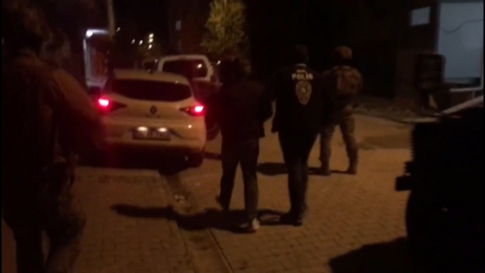 İstanbul’da “Sim Kart” çetesine yönelik eş zamanlı operasyon