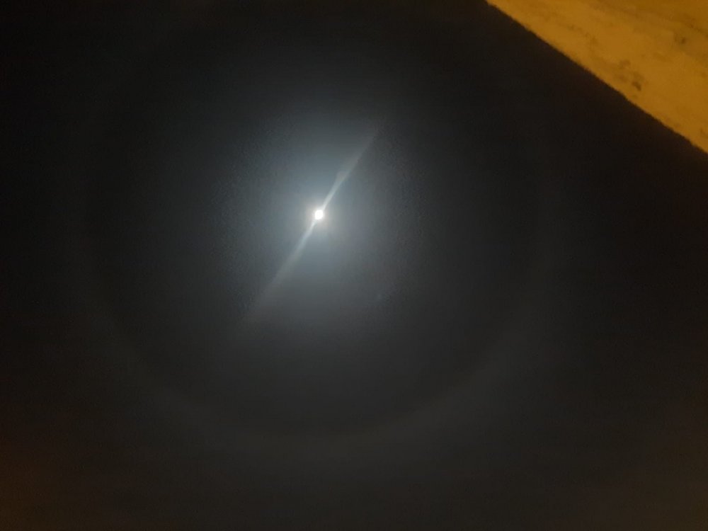 Yüksekova’da Ay halesi