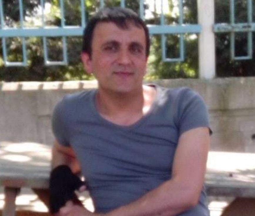 Arnavutköy’de korkunç cinayet: Kan izleri dairenin dışında da görüldü