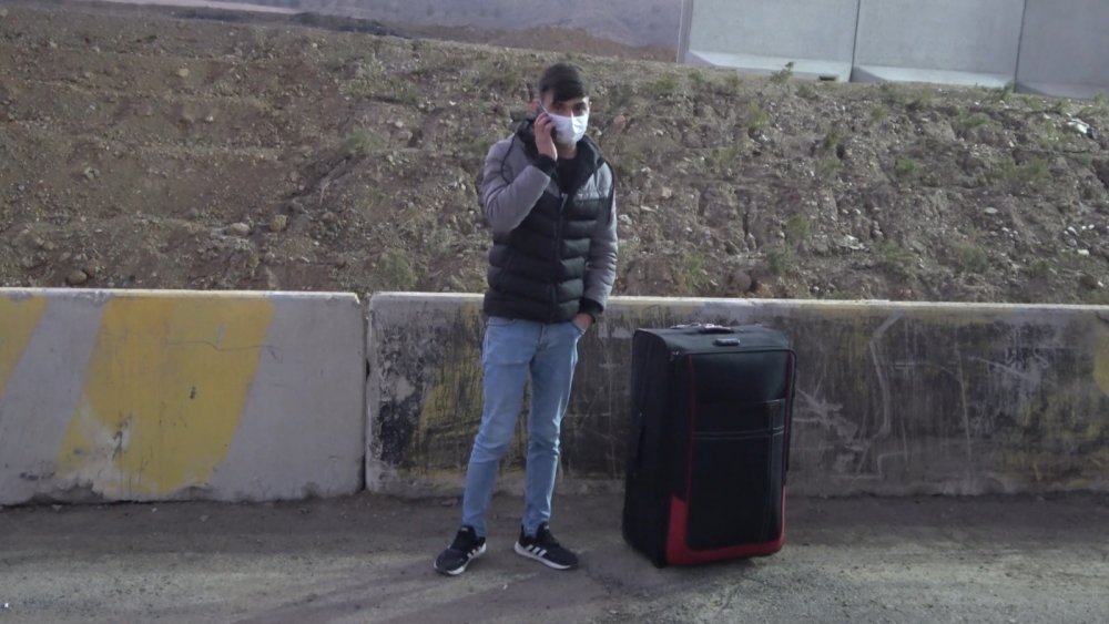 Ablasının HES kodu ile seyahat eden virüslü genç: "Ben pozitif miyim"