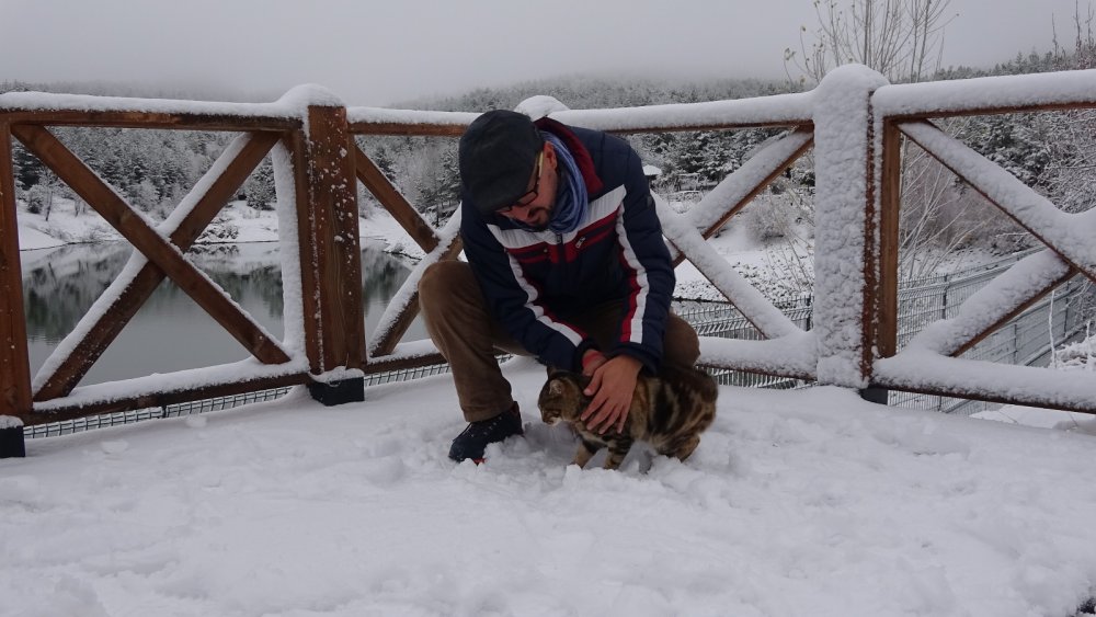 Yozgat’ta güne beyaz örtü ile uyandı