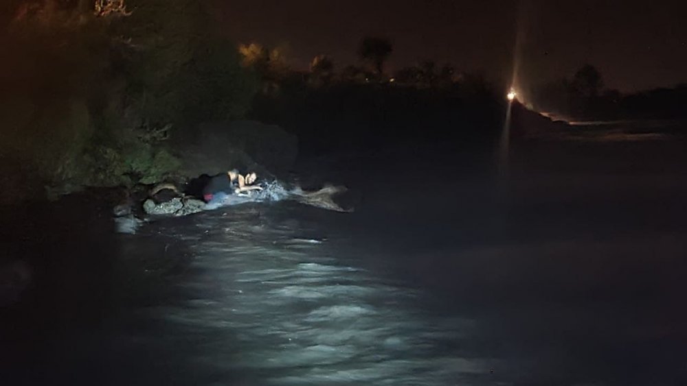 İzmir’de fırtına tekneleri batırdı