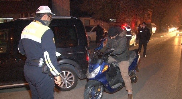Hurdaya ayrılan motorla yakalandı “Aküyü sıfır almıştım, onu sökeyim” dedi