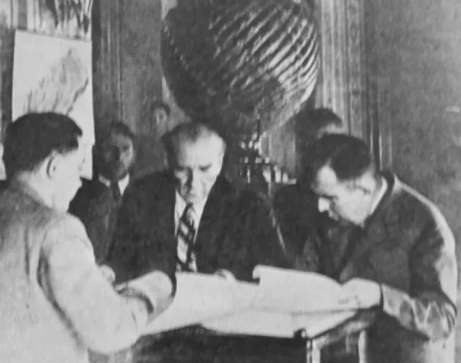 ataturk-mal-varligini-bagisladigi-gun-neler-yasandi.webp