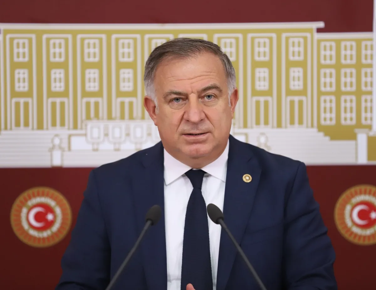 0x0-kirli-cark-besiktas-belediyesi-meclis-uyesi-ilker-uluerin-ifadelerinde-1779445858114.webp