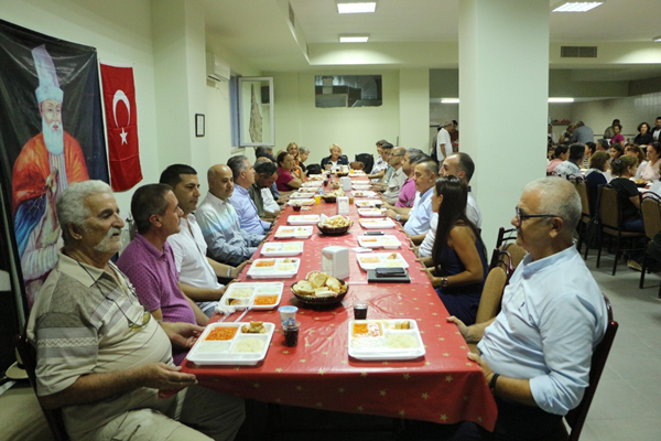 baskan-omer-gunel-matem-orucu-iftarina-katildi,,,,.png