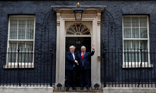 boris-johnson,-pence-ve-netanyahu-ile-gorustu,,.jpg