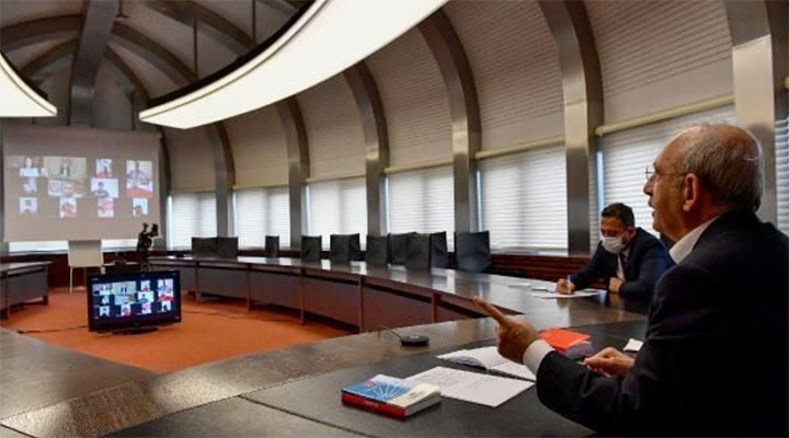 kilicdaroglu-12-sektorden-isciyle-video-konferans-yapti-725202-5.jpg