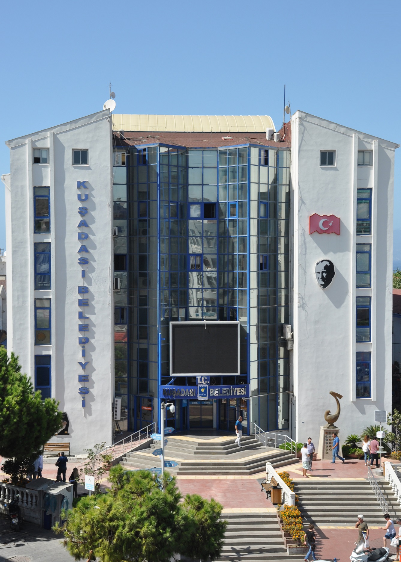 kusadasi-belediyesi.jpg